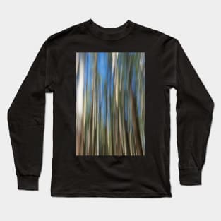 blurred trees Long Sleeve T-Shirt